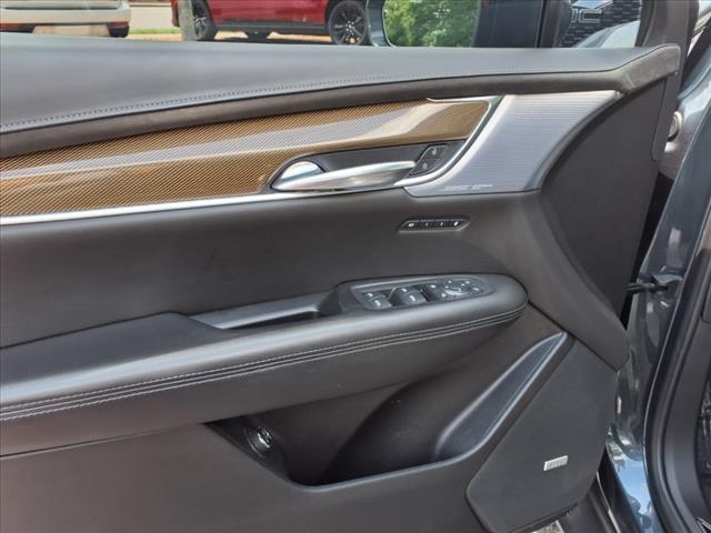 2020 Cadillac XT5 Sport