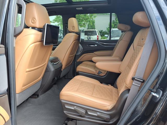 2022 Cadillac Escalade Sport