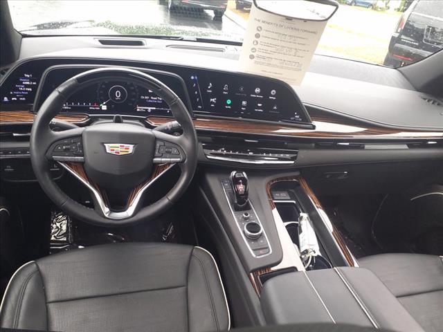 2024 Cadillac Escalade ESV Premium Luxury