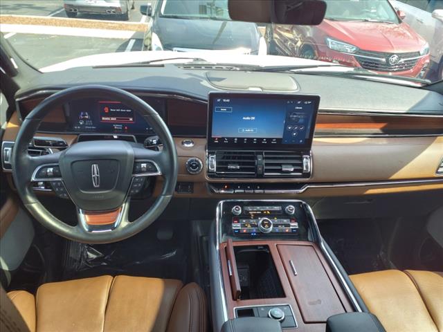 2023 Lincoln Navigator L RESERVE