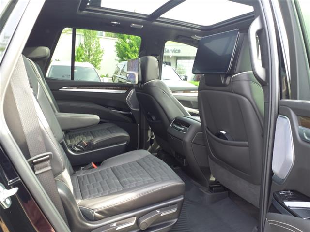 2025 Cadillac Escalade Sport Platinum