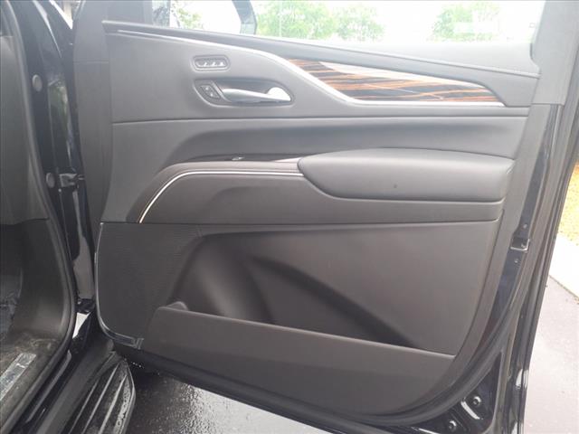 2024 Cadillac Escalade ESV Premium Luxury
