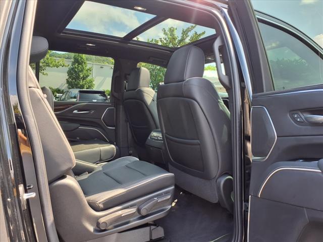 2022 Cadillac Escalade ESV Premium Luxury
