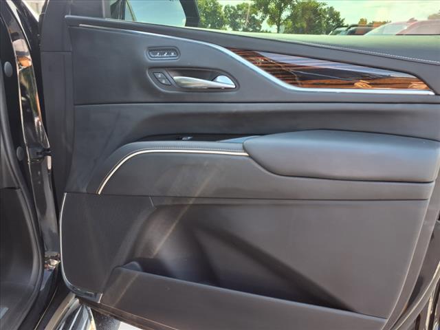 2022 Cadillac Escalade ESV Premium Luxury