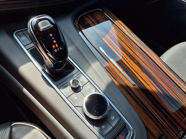 2022 Cadillac Escalade ESV Premium Luxury