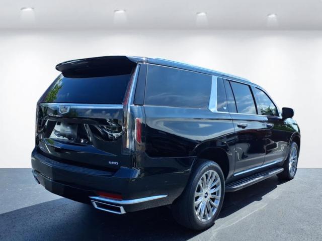 2022 Cadillac Escalade ESV Premium Luxury
