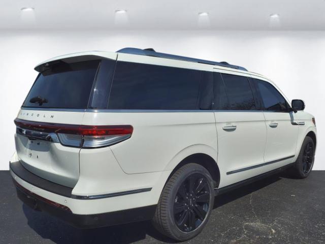 2023 Lincoln Navigator L RESERVE