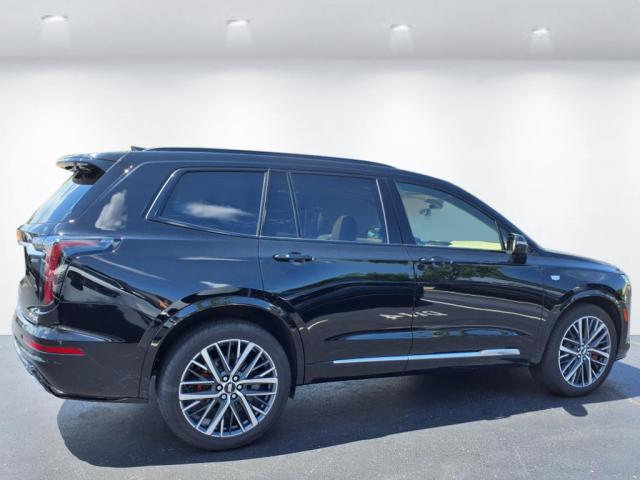 2025 Cadillac XT6 Sport