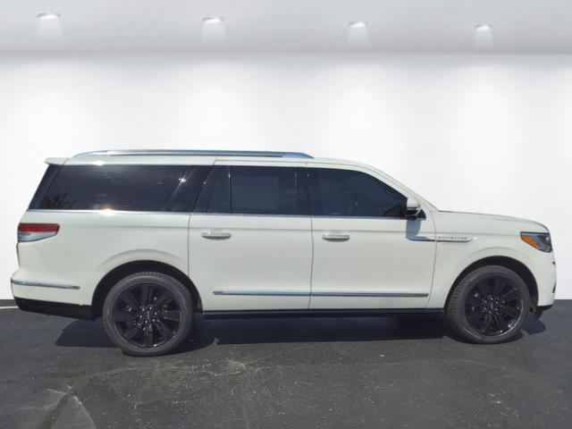 2023 Lincoln Navigator L RESERVE