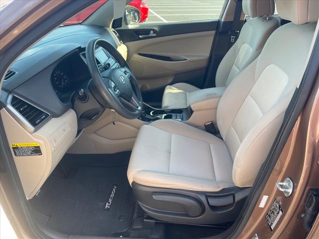 2016 Hyundai TUCSON SE