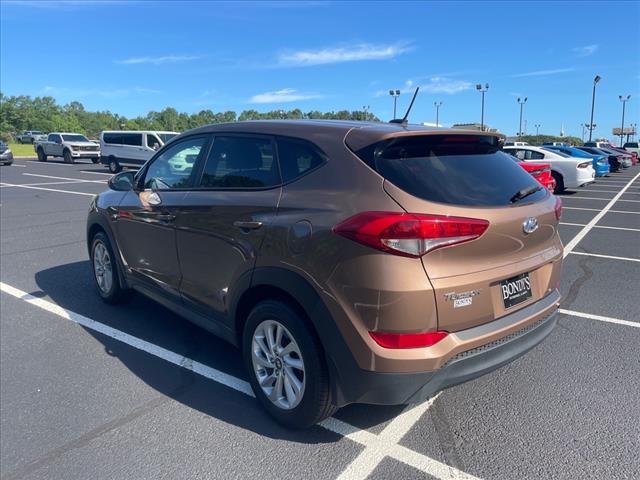 2016 Hyundai TUCSON SE