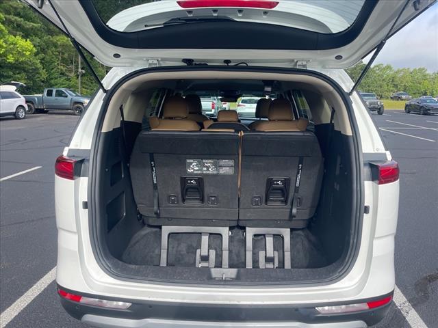 2024 Kia Carnival LX