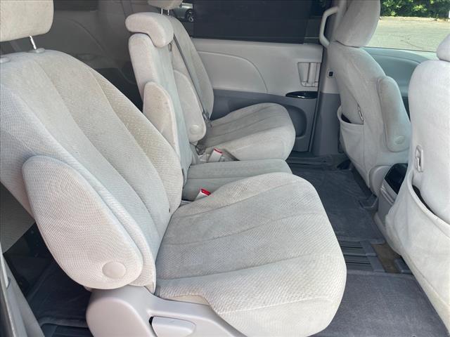 2014 Toyota Sienna L 7 Passenger