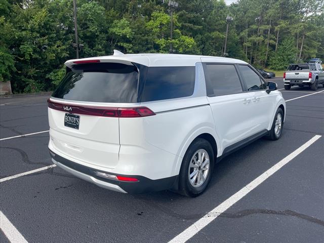 2024 Kia Carnival LX