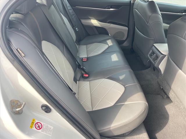 2019 Toyota Camry Hybrid XLE