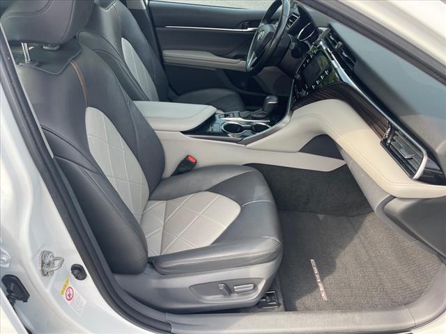 2019 Toyota Camry Hybrid XLE