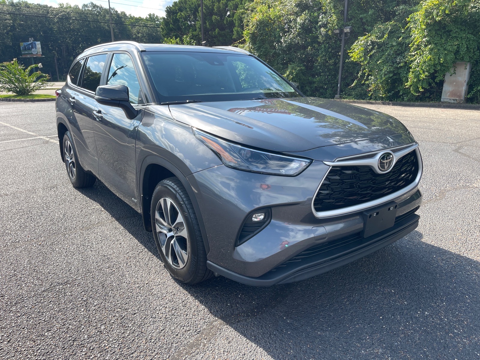 2025 Toyota Highlander Hybrid XLE AWD
