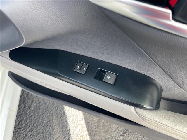 2019 Toyota Camry Hybrid XLE