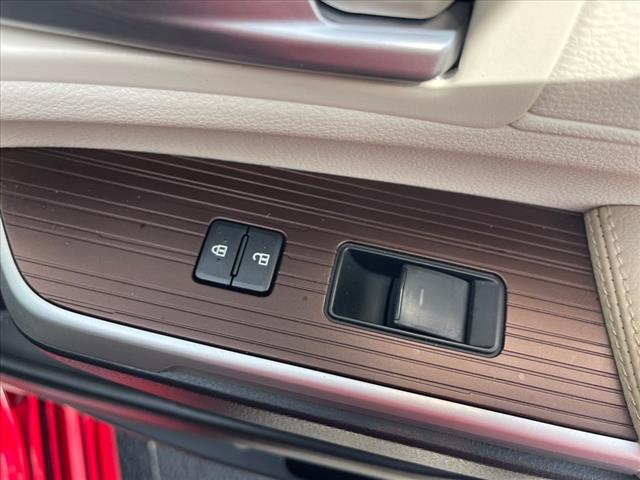 2023 Toyota Sienna XLE 8-Passenger