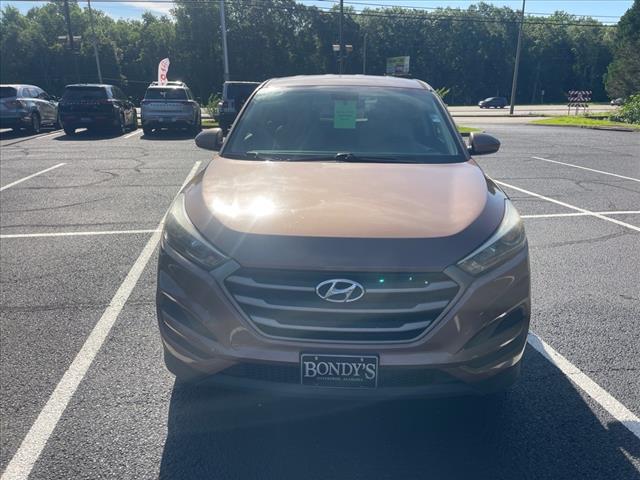 2016 Hyundai TUCSON SE