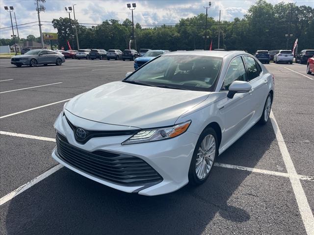 2019 Toyota Camry Hybrid XLE