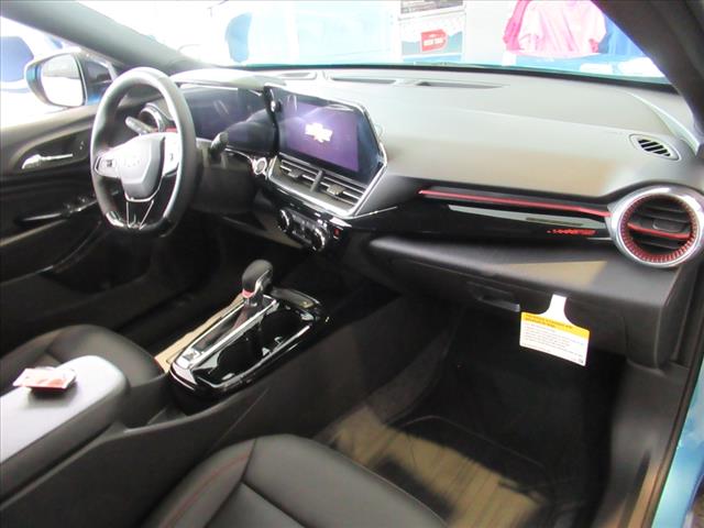 2025 Chevrolet Trax RS