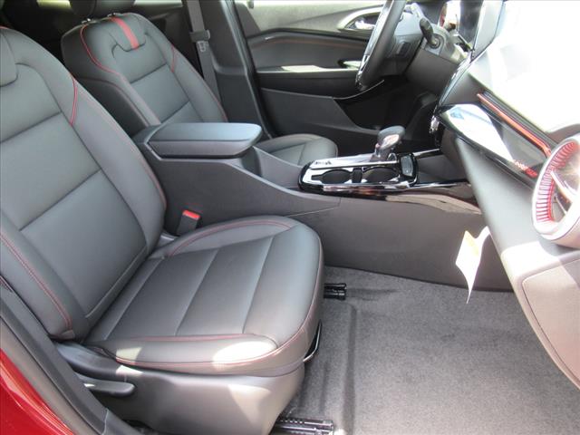 2025 Chevrolet Trax RS