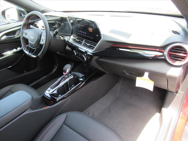 2025 Chevrolet Trax RS