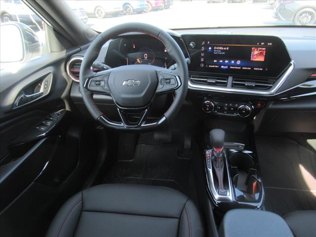 2025 Chevrolet Trax RS