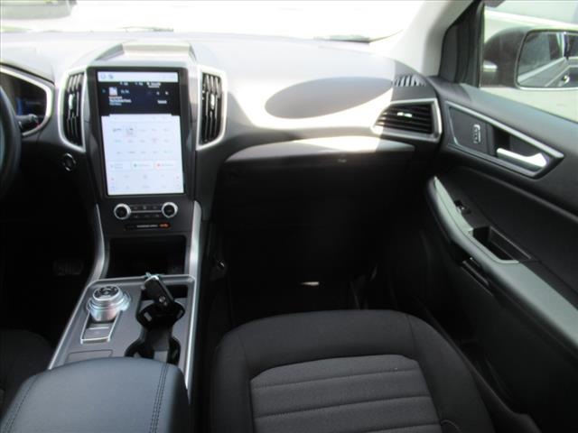 2021 Ford Edge SE