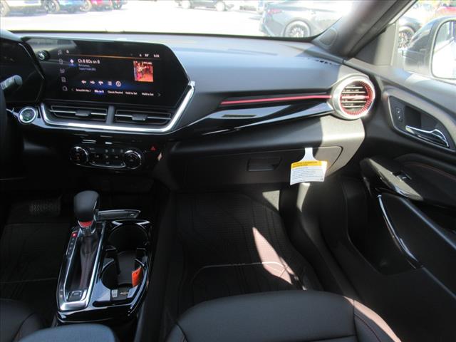 2025 Chevrolet Trax RS