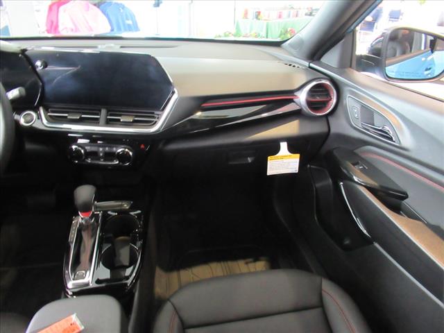 2025 Chevrolet Trax RS