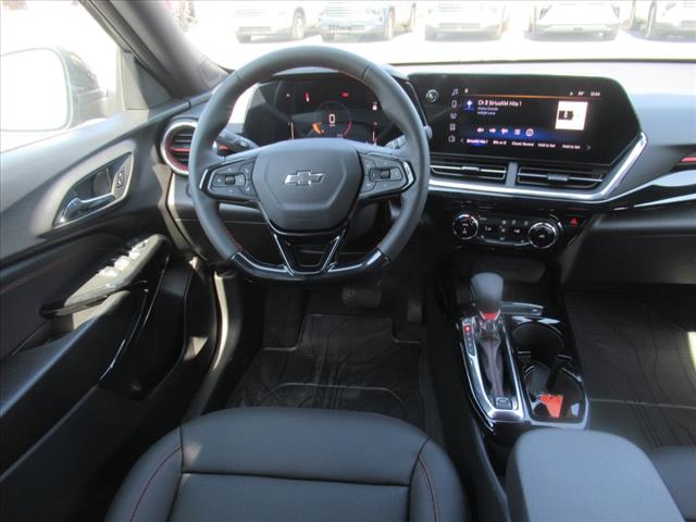 2025 Chevrolet Trax RS