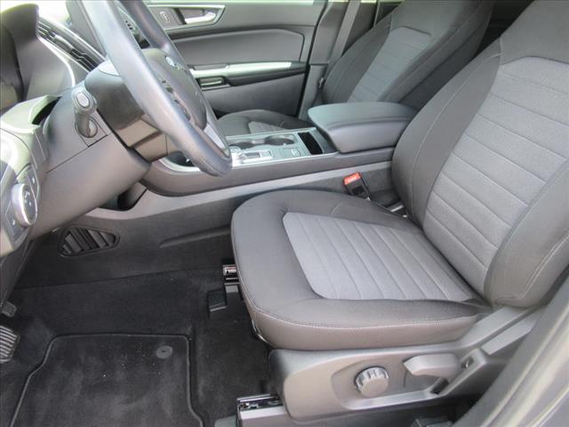 2021 Ford Edge SE