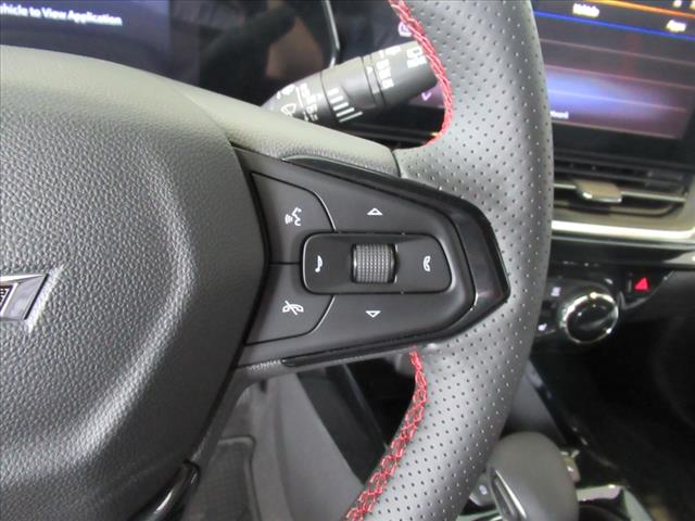 2025 Chevrolet Trax RS