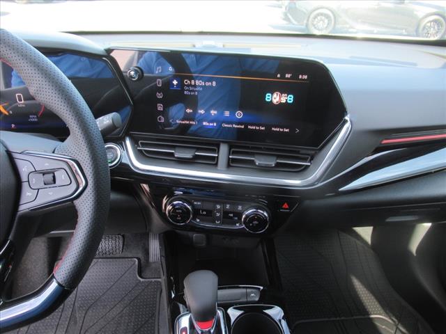 2025 Chevrolet Trax RS