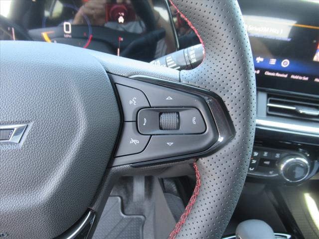 2025 Chevrolet Trax RS