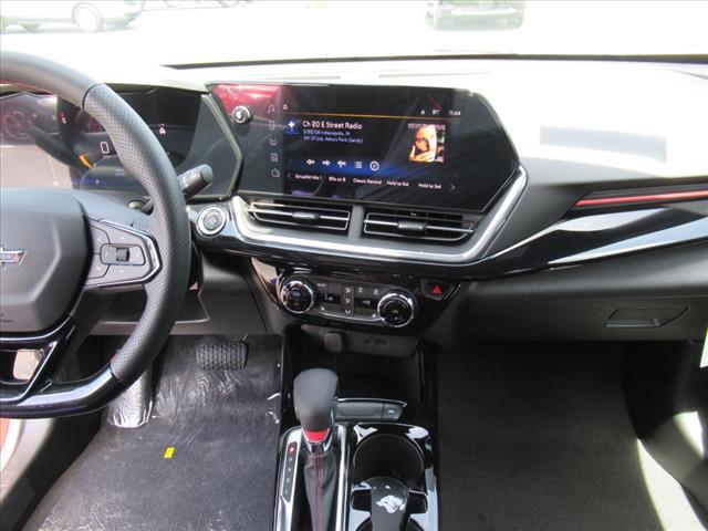 2025 Chevrolet Trax RS