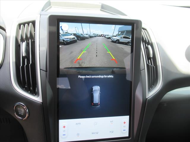 2021 Ford Edge SE