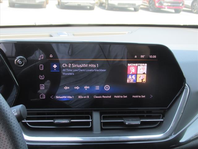 2025 Chevrolet Trax RS