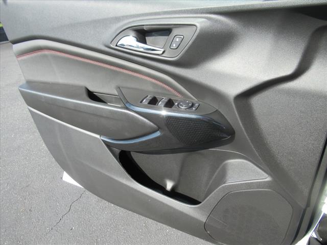 2025 Chevrolet Trax RS