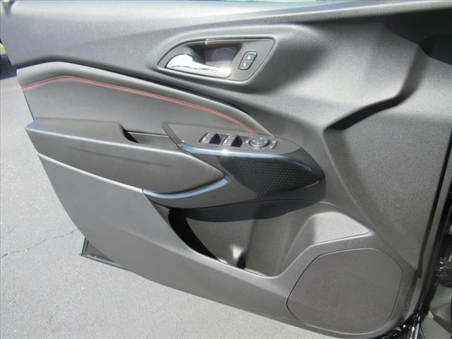 2025 Chevrolet Trax RS