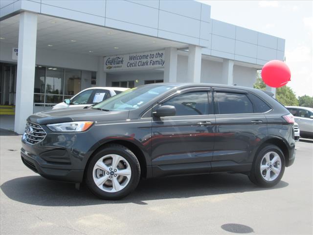 2021 Ford Edge SE