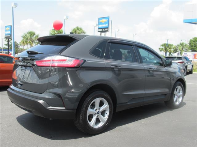 2021 Ford Edge SE