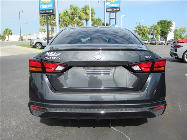 2021 Nissan Altima 2.5 SV