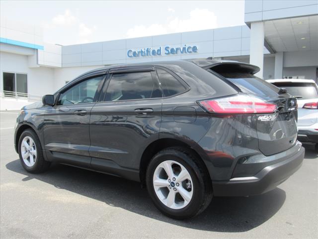 2021 Ford Edge SE