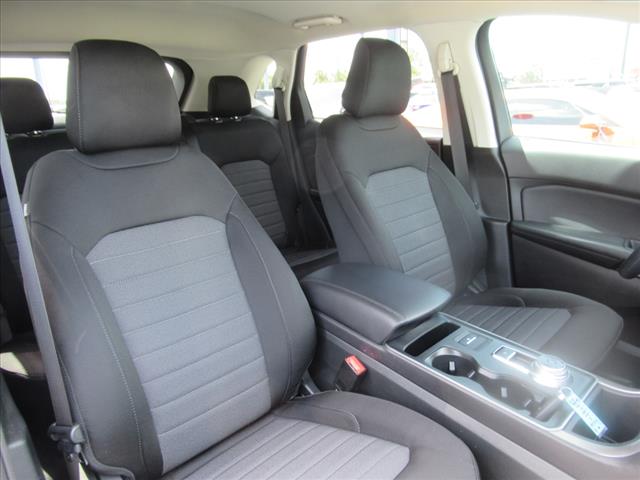 2021 Ford Edge SE