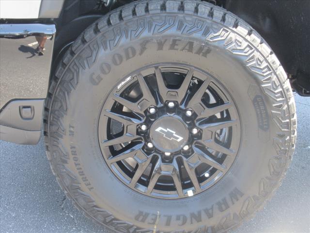 2025 Chevrolet Silverado 2500HD ZR2