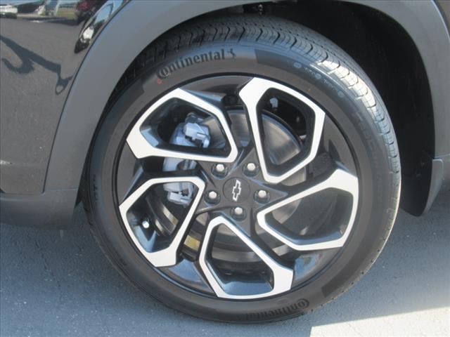 2025 Chevrolet Trax RS