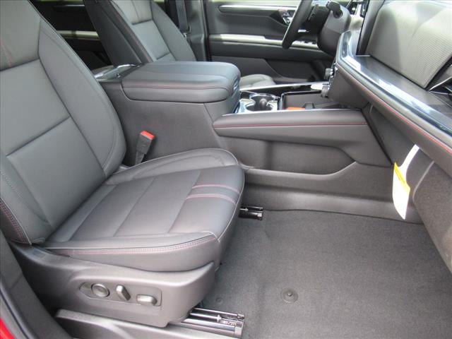 2025 Chevrolet Suburban RST
